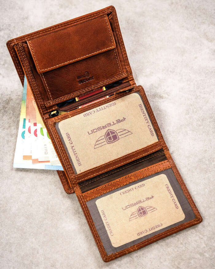 Peterson Duży  skórzany portfel męski z tłoczeniem przedstawiającym znak zodiaku Panna