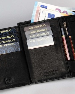 Skórzany portfel męski z zabezpieczeniem RFID — Peterson - Czarny